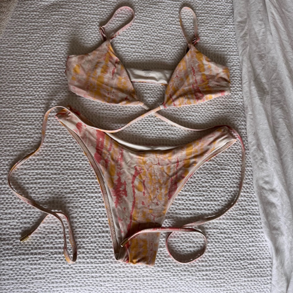 Monday Swimwear Pastel Bikini